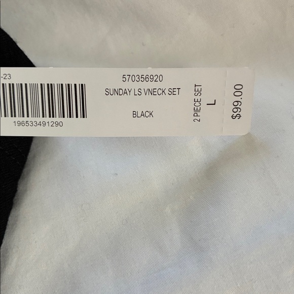 NWT Soma SUNDAY Black V-Neck Long Sleeve Top and Bottoms - Picture 5 of 5